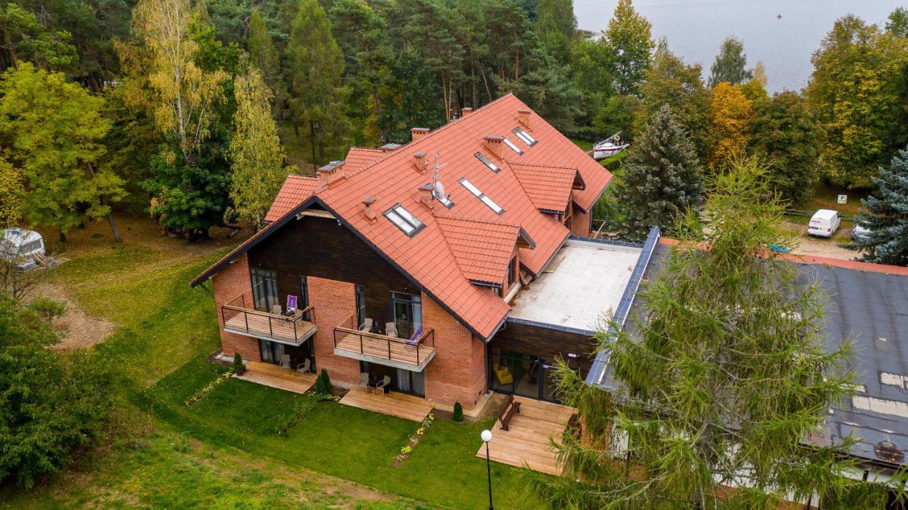 Roza Wiatrow Hotell Węgorzewo Exteriör bild