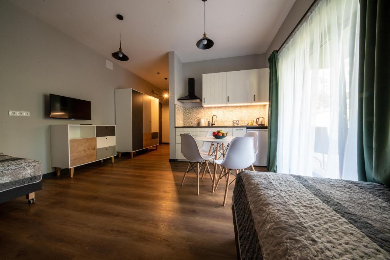 Roza Wiatrow Hotell Węgorzewo Exteriör bild