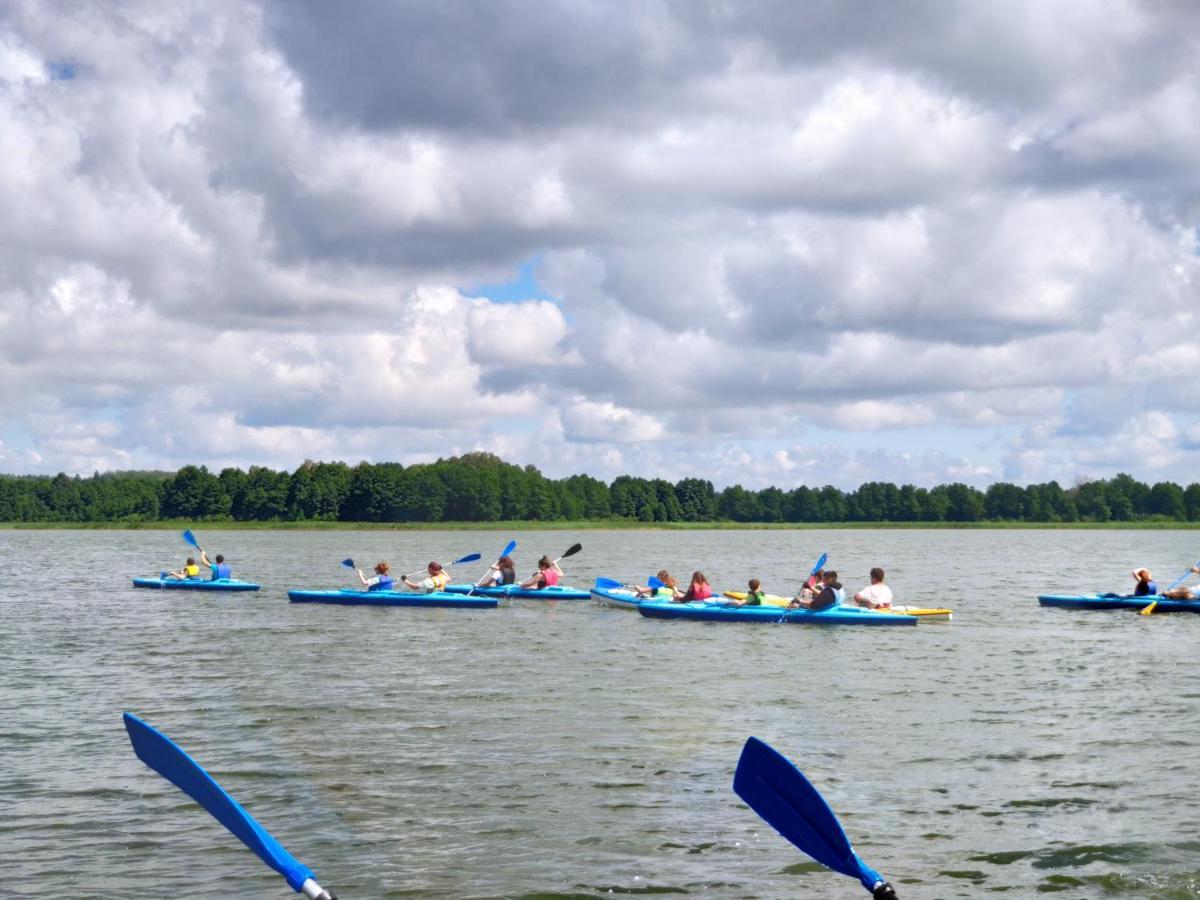 Roza Wiatrow Hotell Węgorzewo Exteriör bild