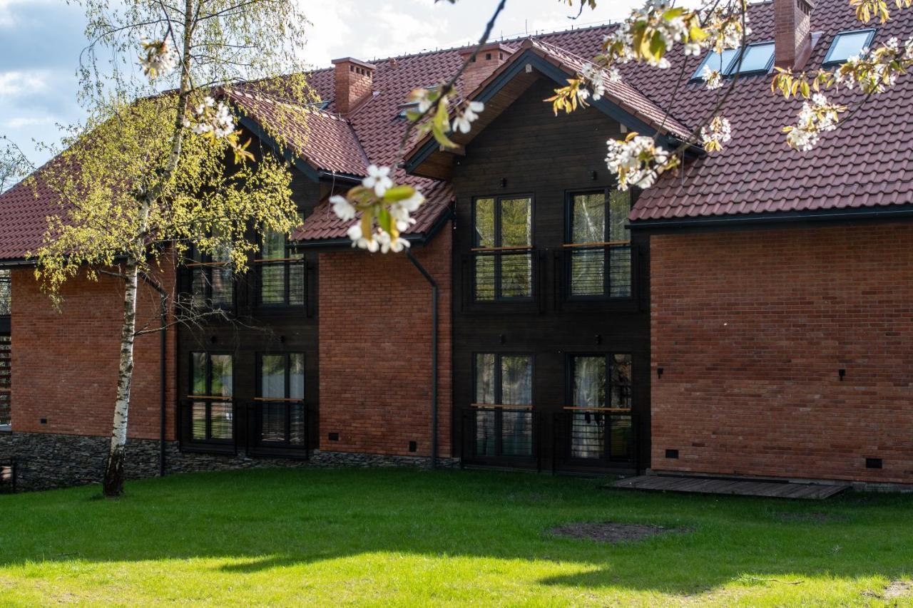 Roza Wiatrow Hotell Węgorzewo Exteriör bild
