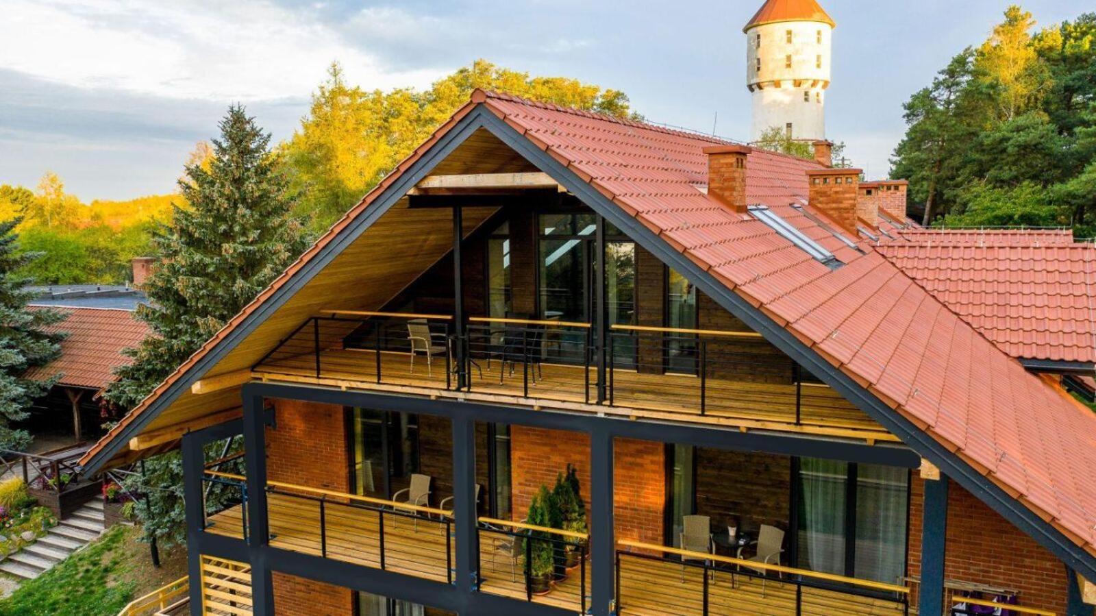 Roza Wiatrow Hotell Węgorzewo Exteriör bild